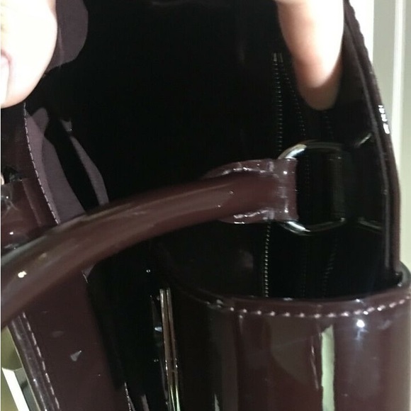 Authentic Louis Vuitton Prune Electric Epi leather - Picture 5 of 10